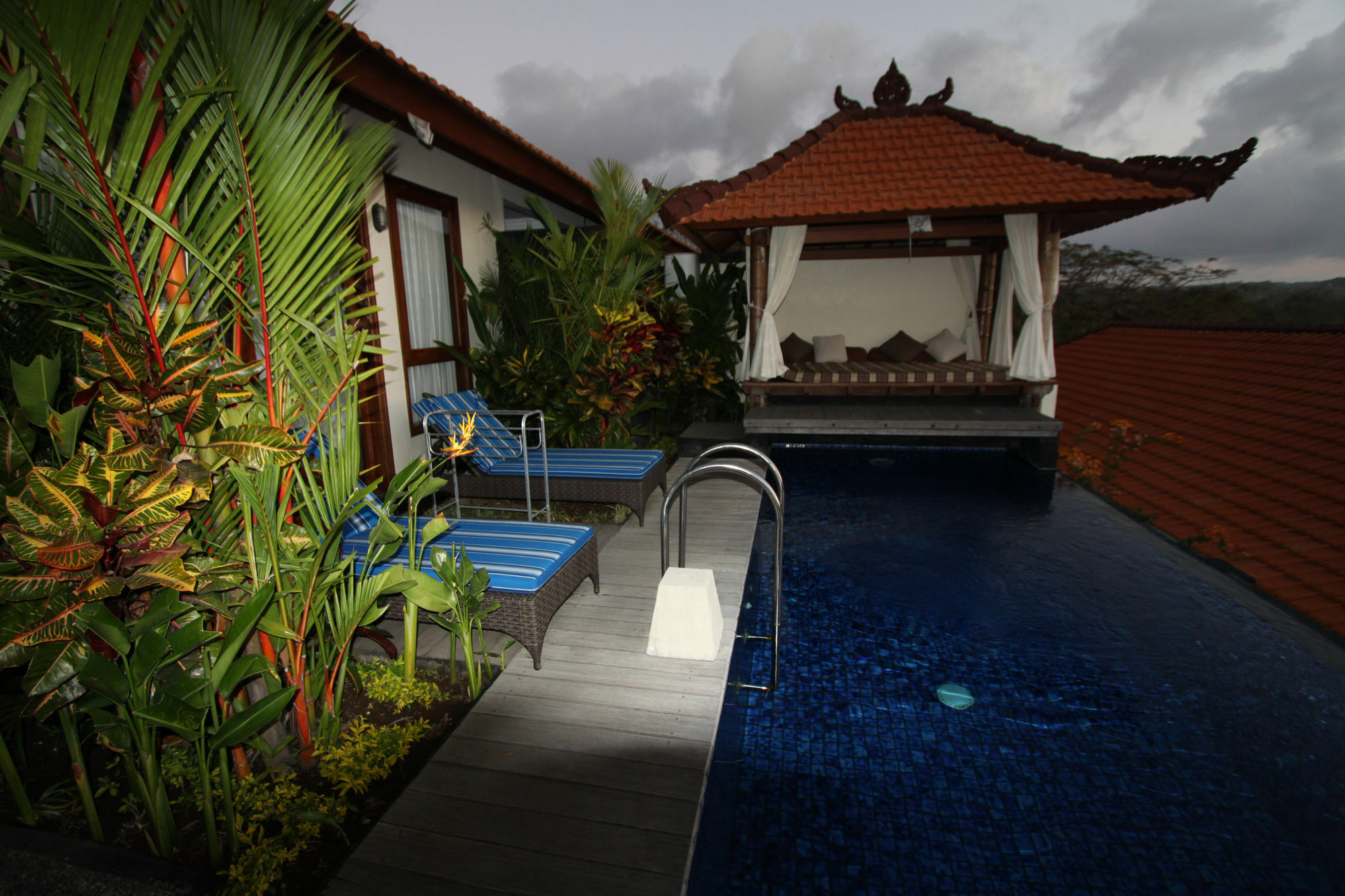 Jimbaran Cliffs Private Pool Hotel & Spa Экстерьер фото